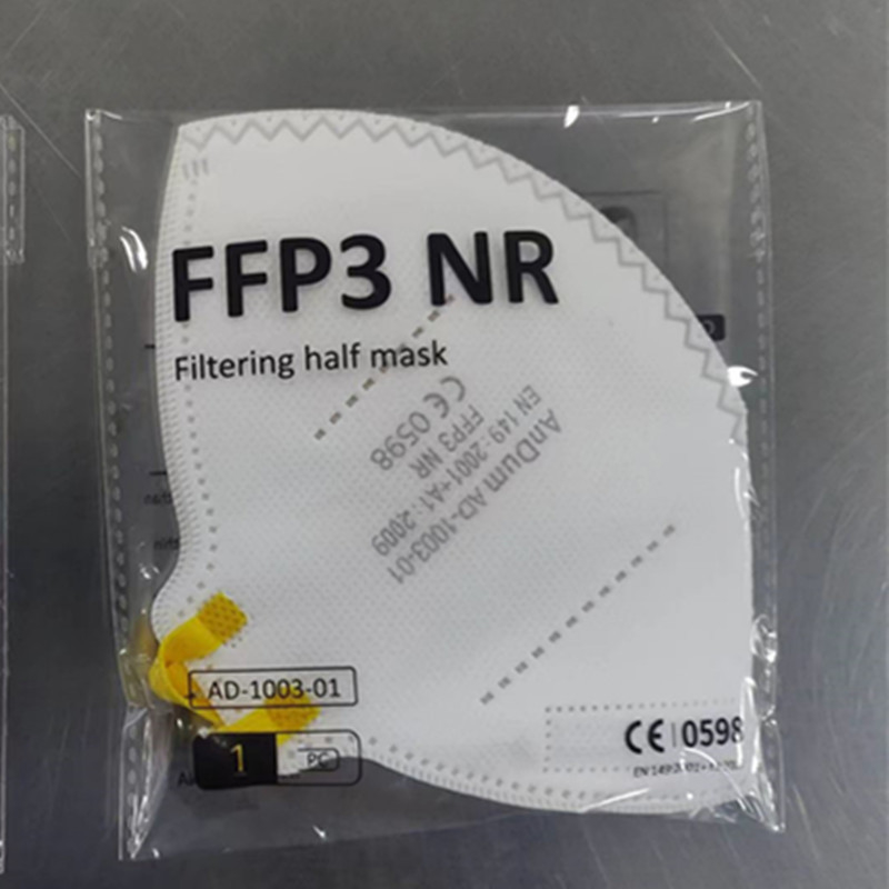 Head-mounted FFP3 Filtering Half Mask With Head Bands